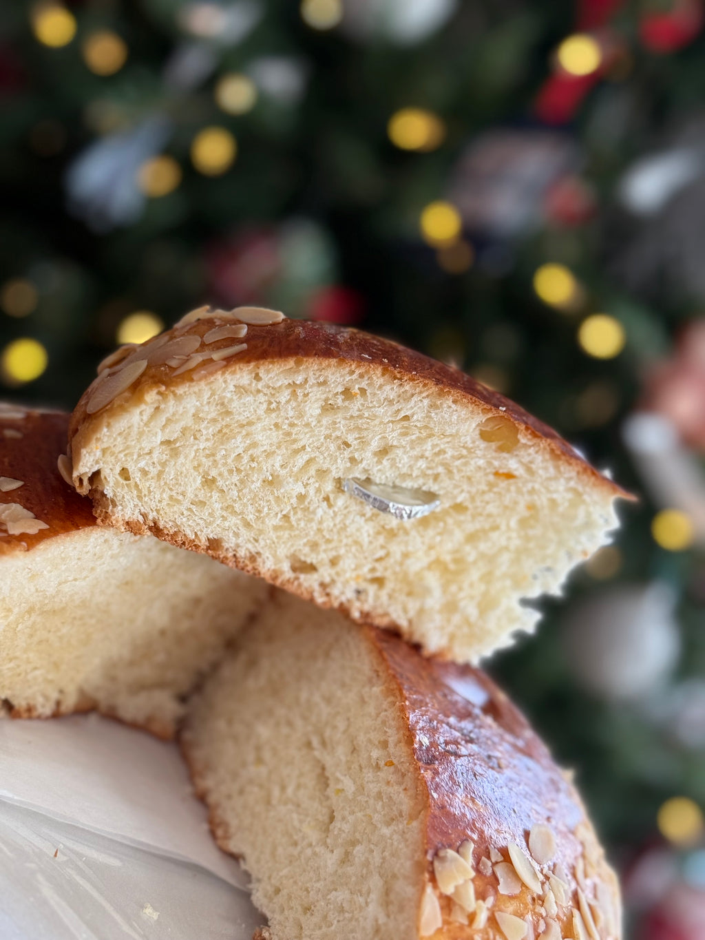 Vasilopita Tsoureki